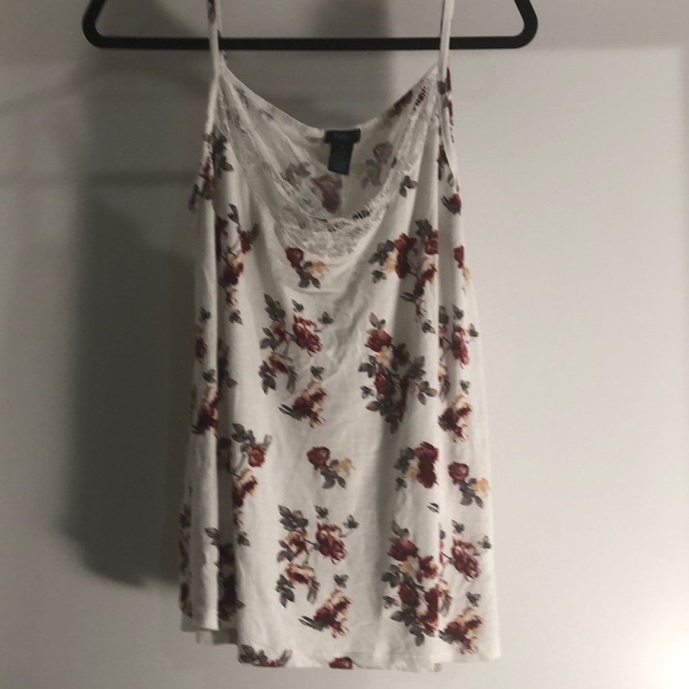 Pretty flower tank top
